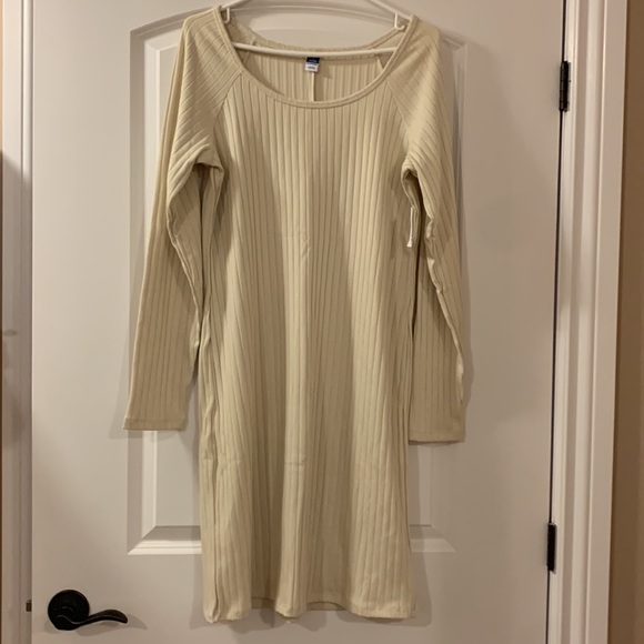 Fitted Scoop-Neck Rib-Knit Mini Dress - Picture 7 of 8